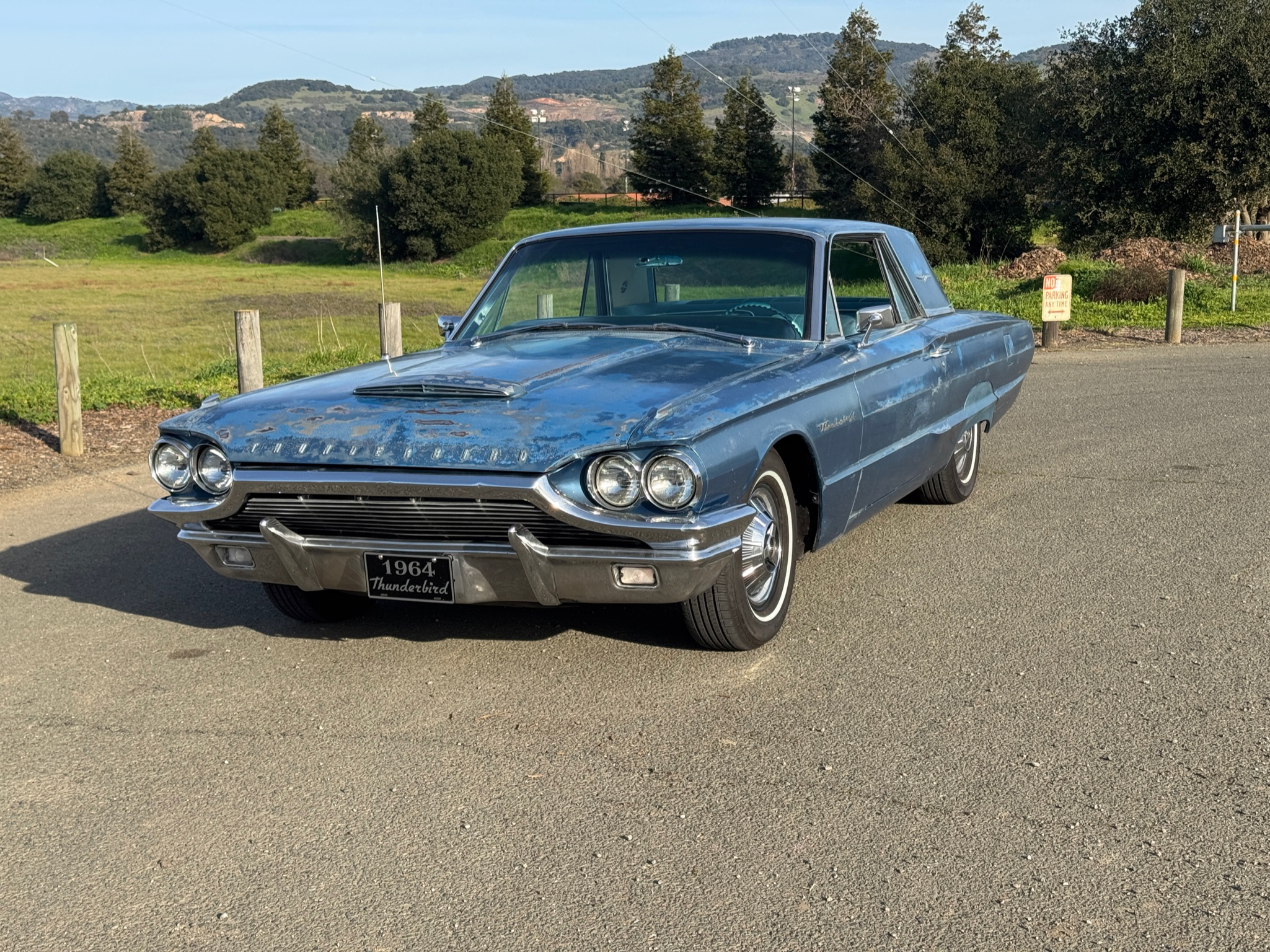 1964 Ford Thunderbird